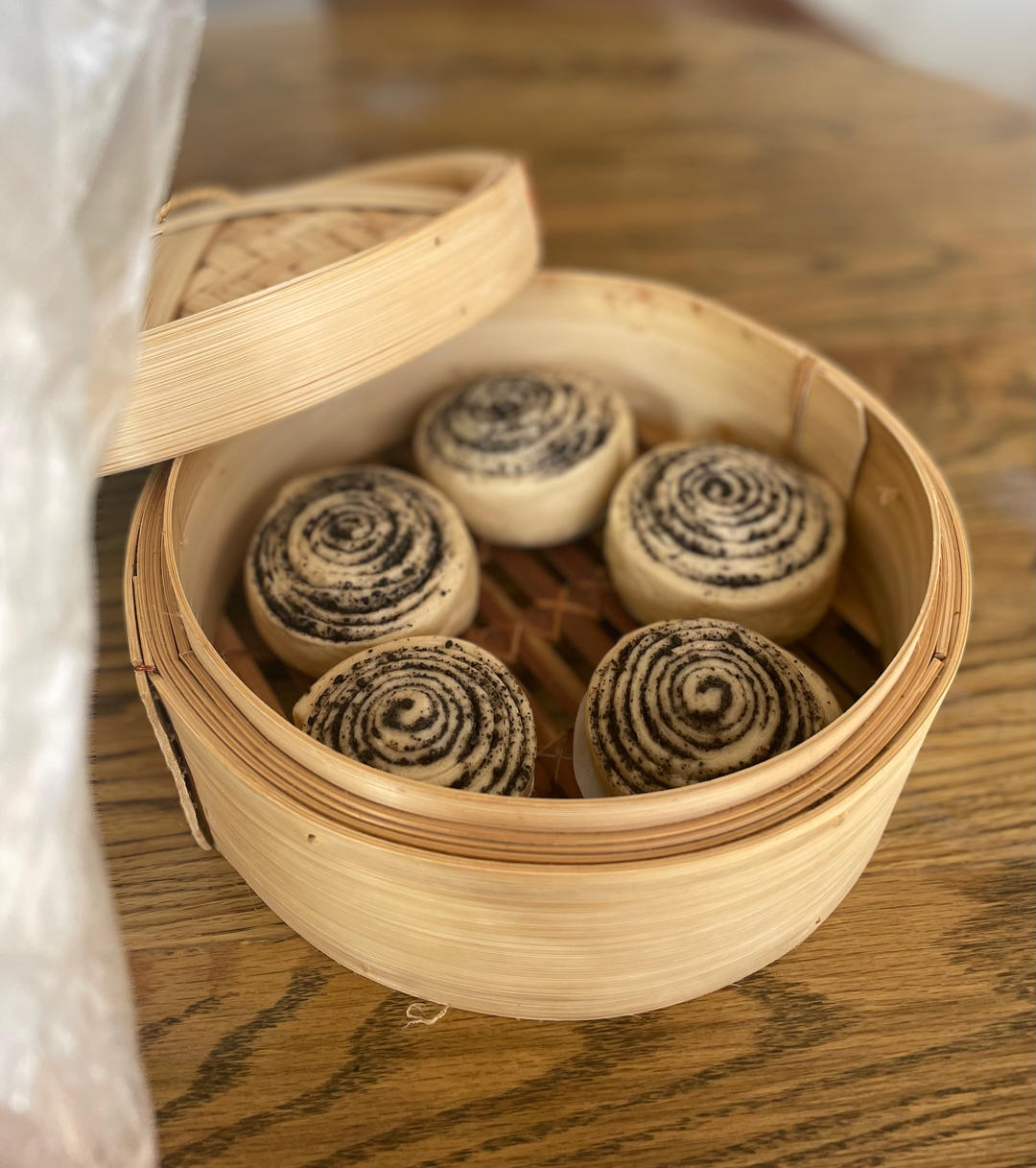 黑芝麻黑麦面花卷（压面机）