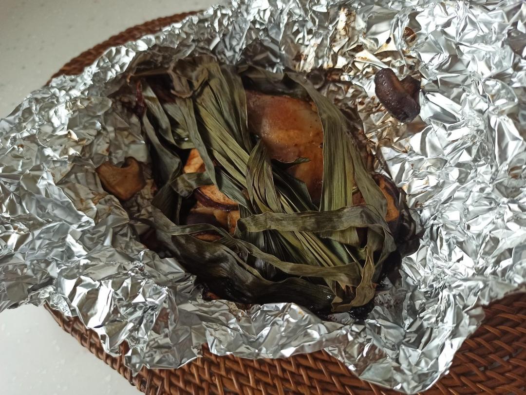 粽叶包鸡
