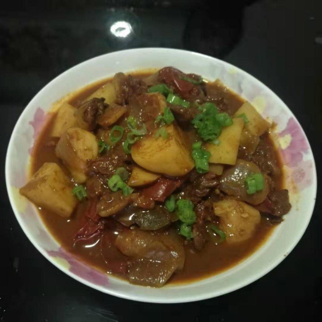 番茄土豆炖牛腩