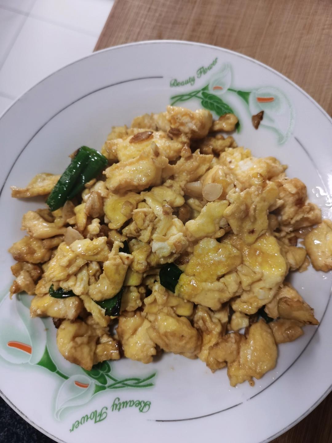 厨师长教你：“青椒炒鸡蛋”的家常做法 ,非常下饭