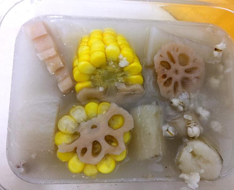 萝卜排骨汤