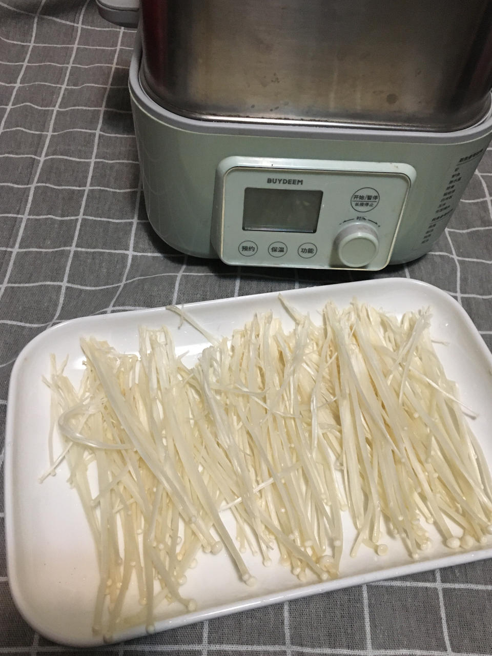 益母草乌鸡汤&蒸剁椒蒜蓉茄子【2月北鼎蒸炖锅食谱】