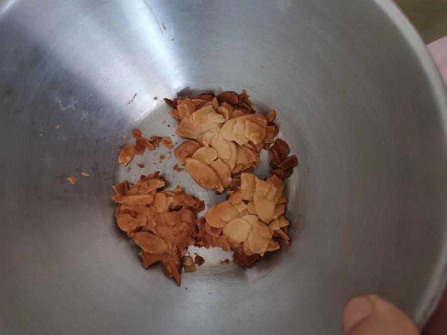 Pierre Herme的杏仁瓦片