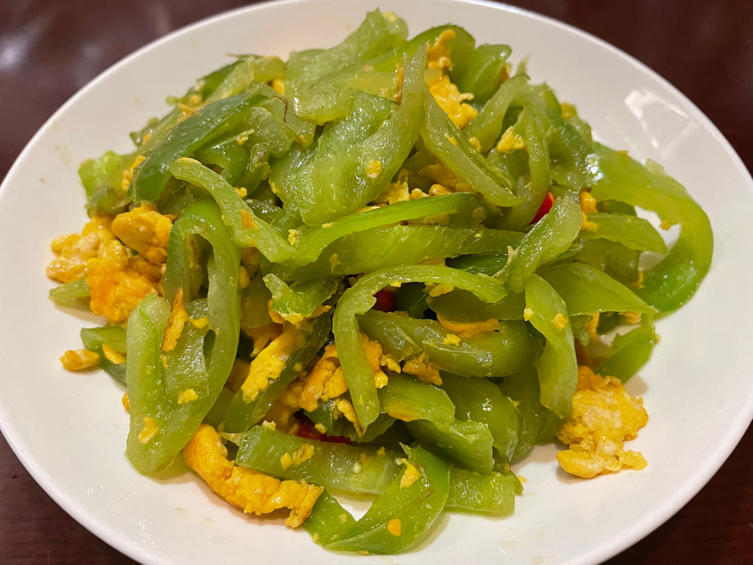 下饭经典快手菜之尖椒炒鸡蛋的秘诀
