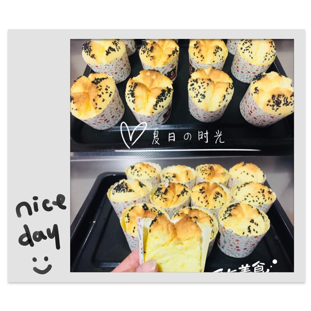 原味戚风纸杯蛋糕（烤箱做纸杯蛋糕）