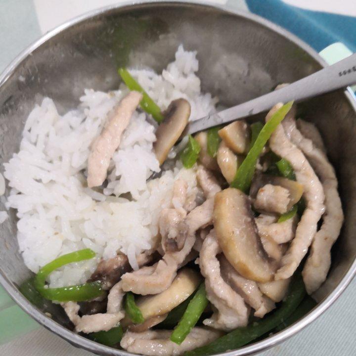 家常菜青椒炒肉