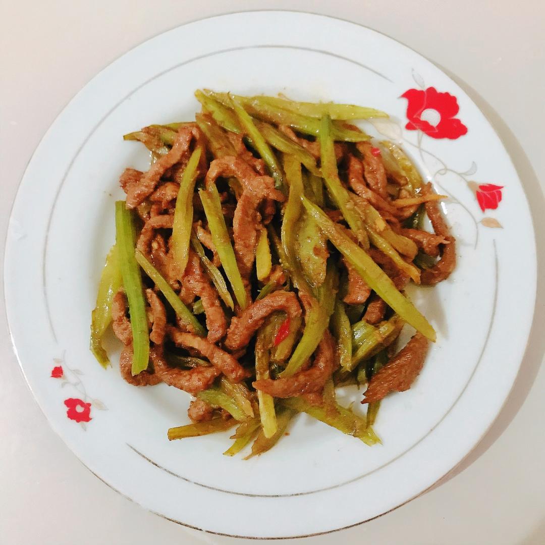 如何炒出嫩牛肉