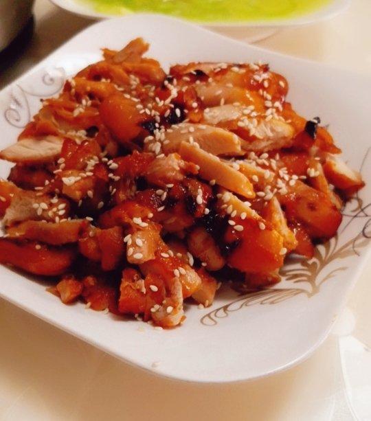 奥尔良烤鸡腿肉《超详细烤箱版》奥尔良烤肉  简单好做烤箱烤鸡肉