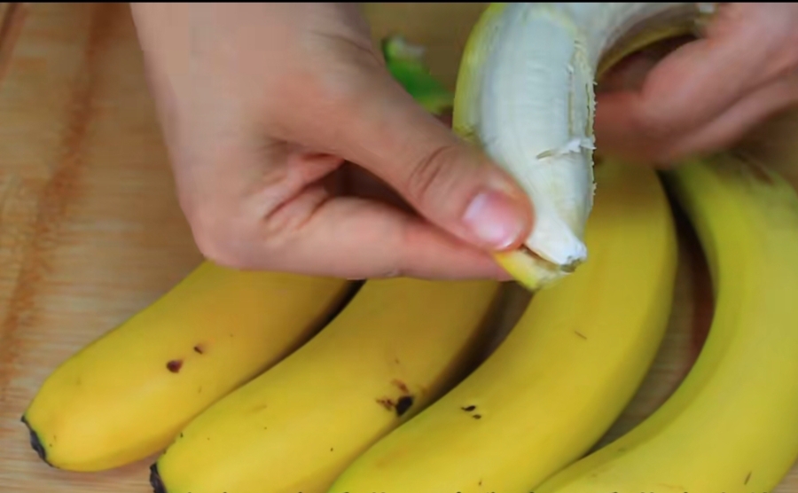 香蕉冰棍的做法 步骤1