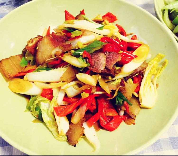 腊肉尖椒炒洋葱