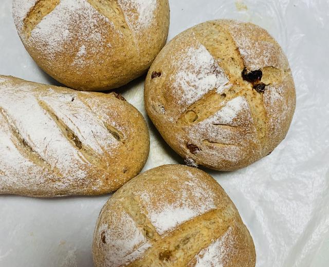 红薯泥馅无糖全麦葡萄干欧包 自用方记录的做法