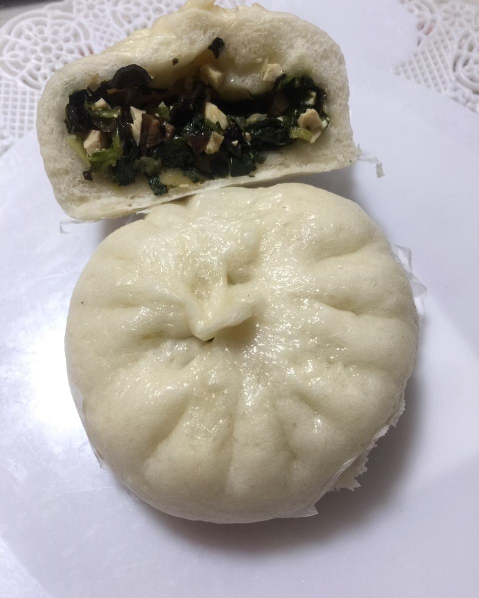 绿绿的青菜油渣包