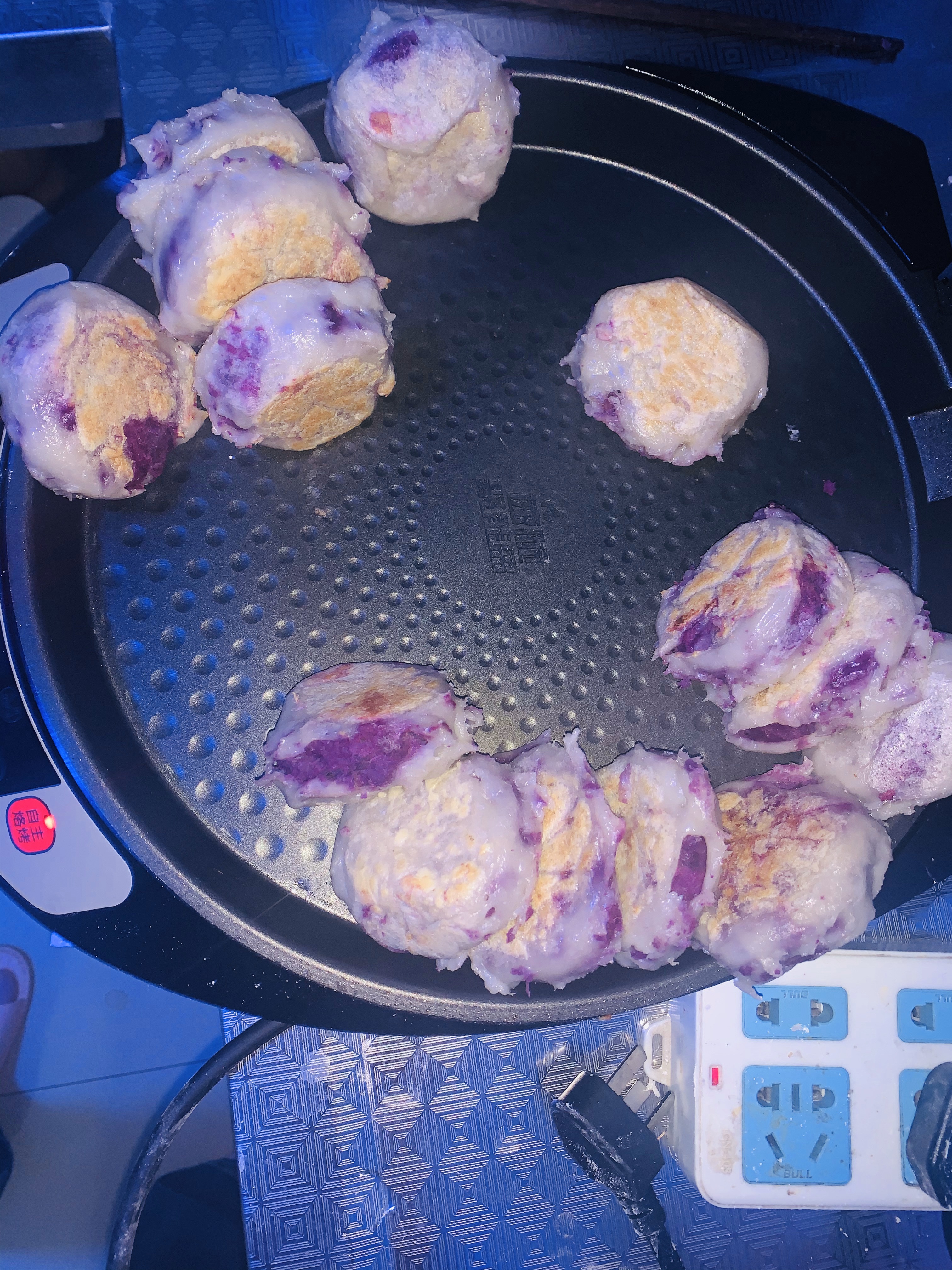 无糖无油奶香糯米紫薯糕的做法 步骤9