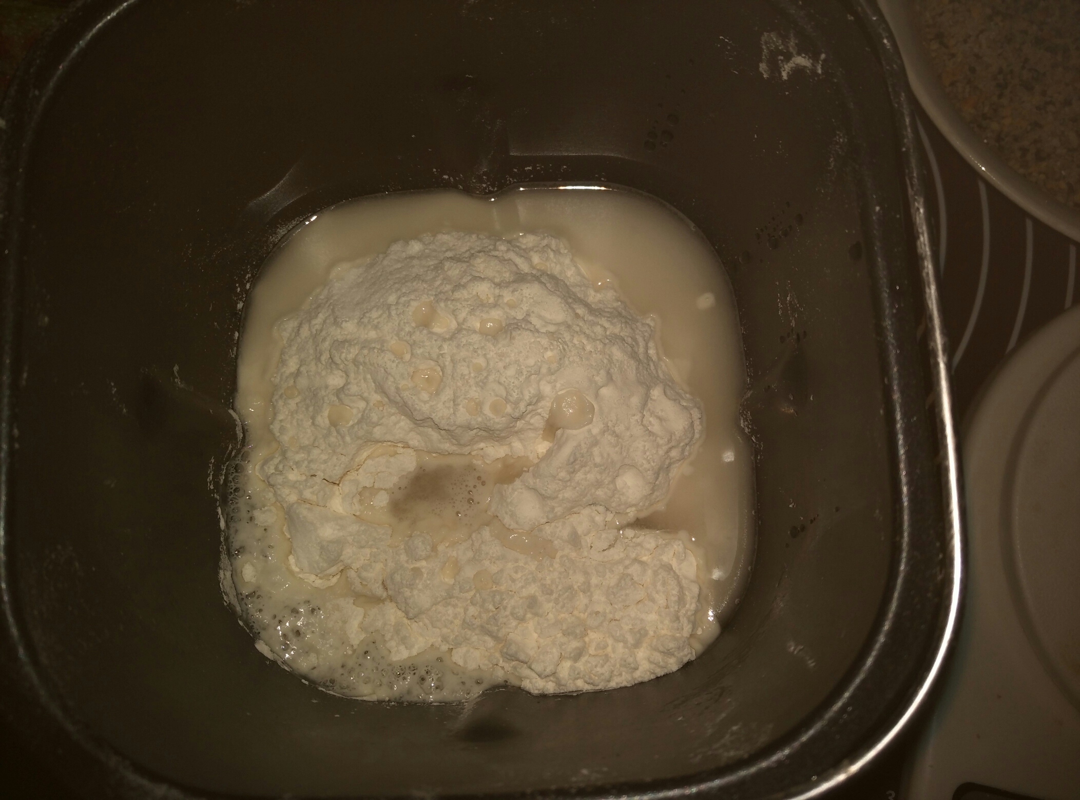 超级松软可口的淡奶油吐司（无黄油版）的做法 步骤1