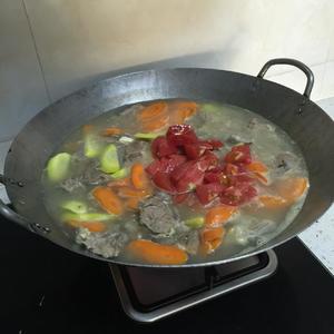 爸爸的菜谱：新疆羊肉汤的做法 步骤5