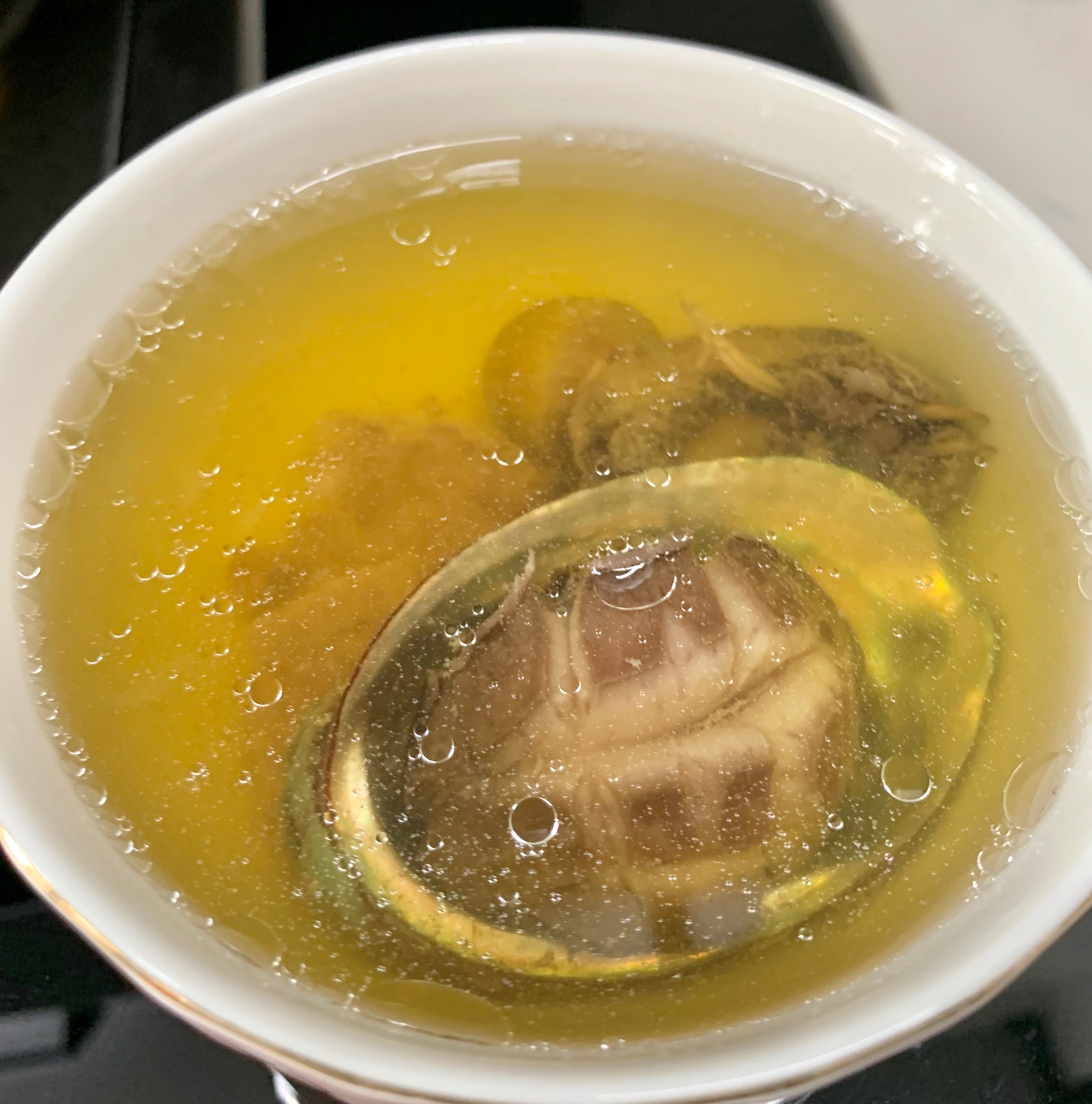 最适合秋季润肺止咳的汤/鲍鱼橄榄石斛汤