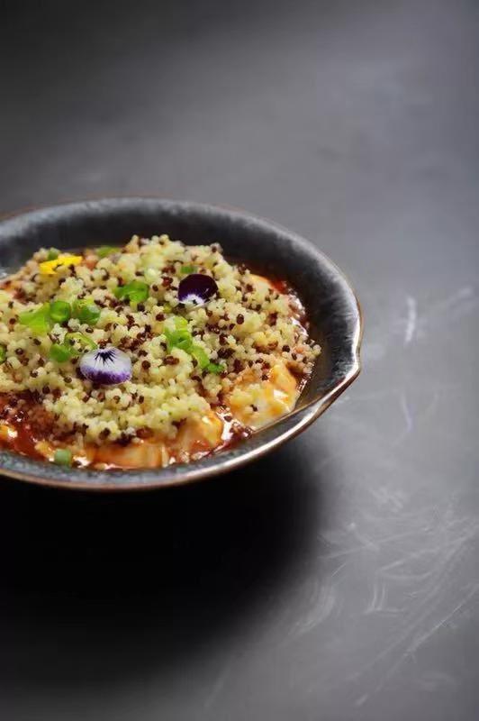 新式年夜饭-藜麦小米炖豆腐