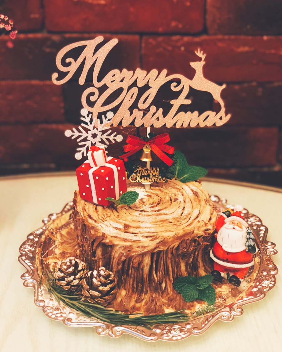 【欢乐圣诞伪树桩】巧克力榛子树桩蛋糕