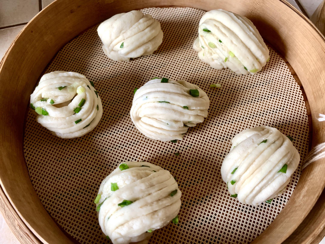 葱油花卷，一根筷子卷出漂亮的造型