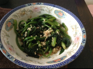 凉拌菠菜