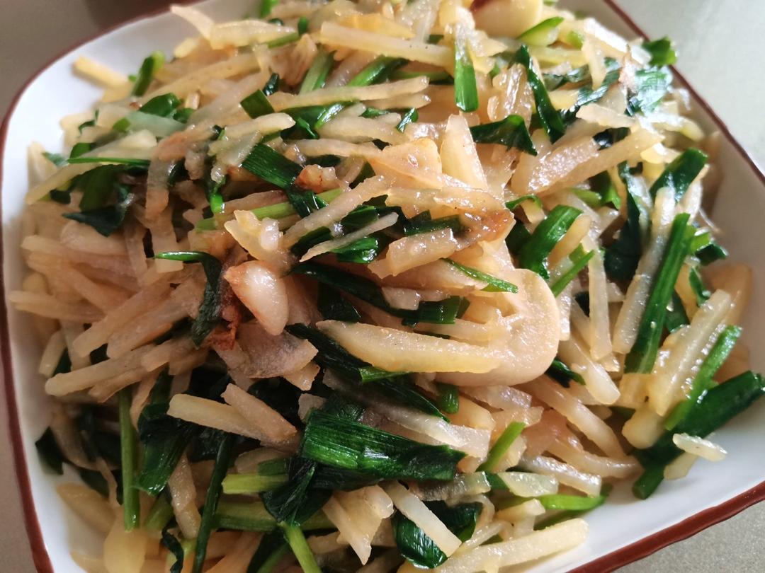 韭菜炒土豆丝