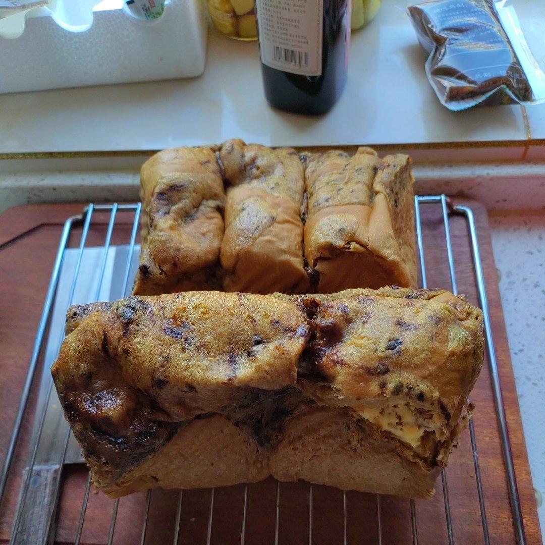 🍞摩卡咖啡脆皮奶酪吐司｜料足味美｜咖啡醇香｜奶酪浓郁