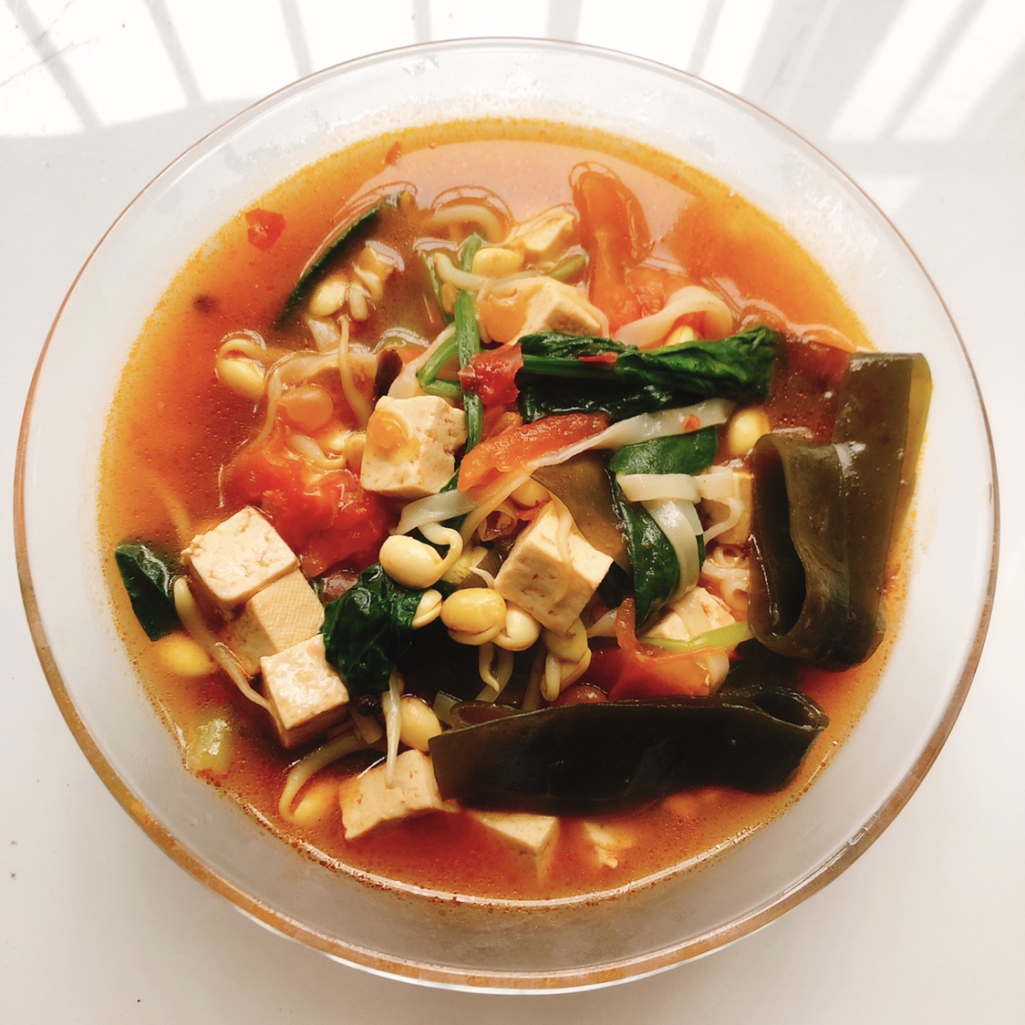 鲜美海带豆腐🍅热汤面的做法