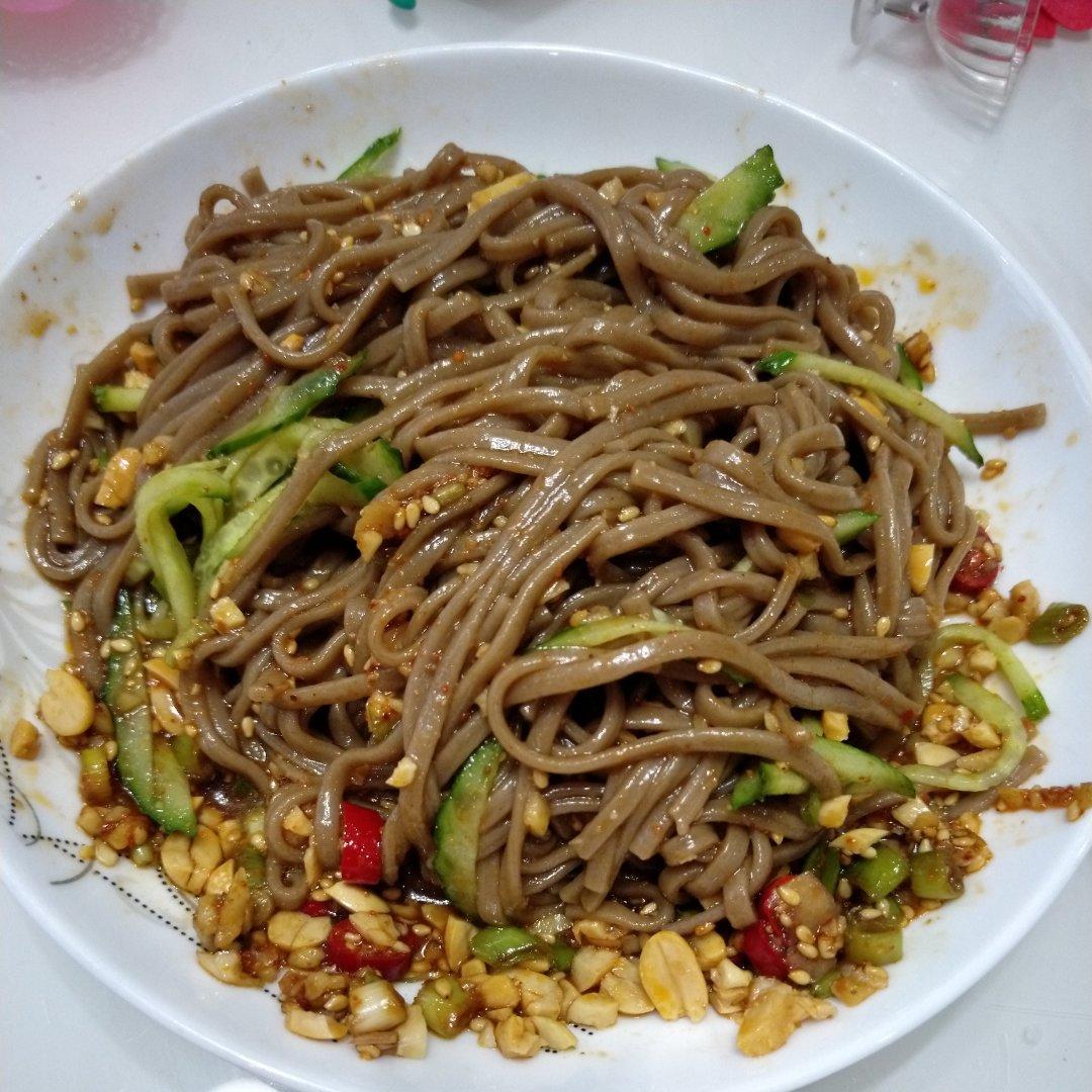 巨好吃㊙️酸辣凉拌面❗️十分钟搞定，简单快手❗️