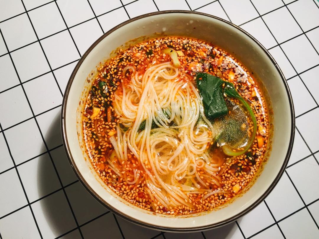 小叶子穿花裤的日常