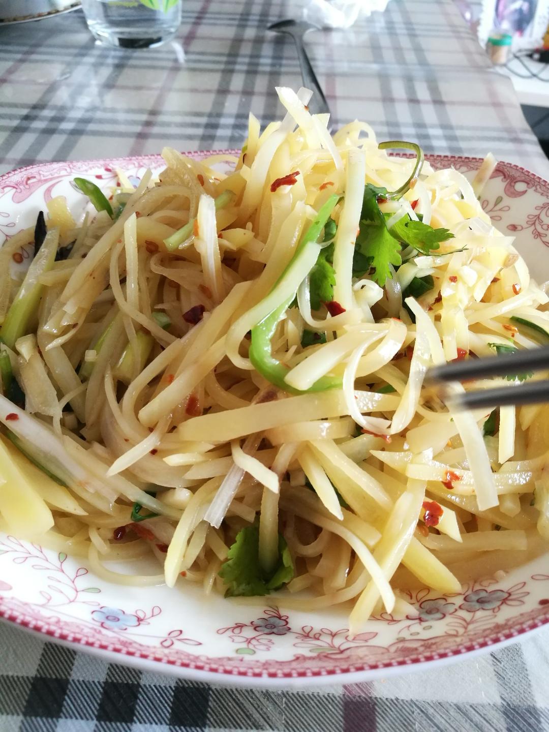 炝拌土豆丝