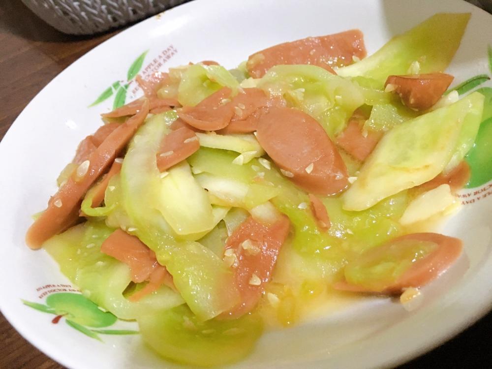 火腿肠炒黄瓜