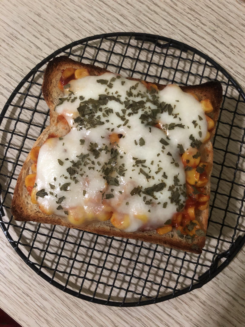 辣白菜金枪鱼玉米头爆浆三明治【健康一手握】——冷热版