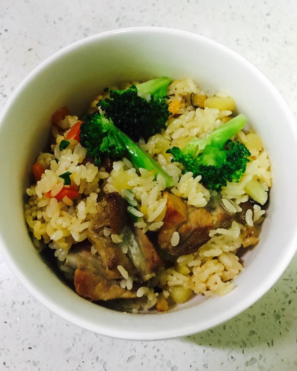 电饭锅版排骨焖饭