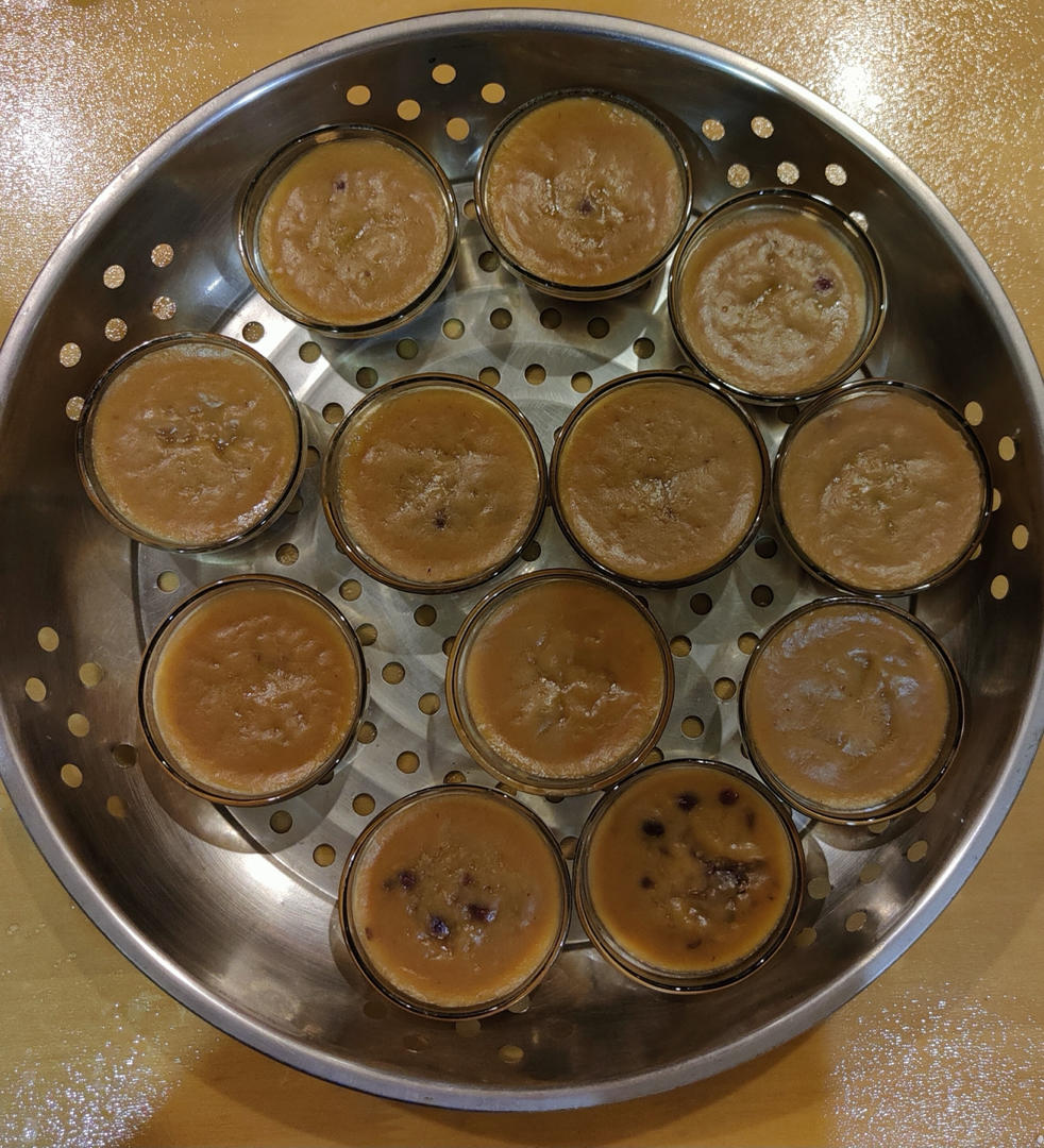 传统黄糖红豆钵仔糕