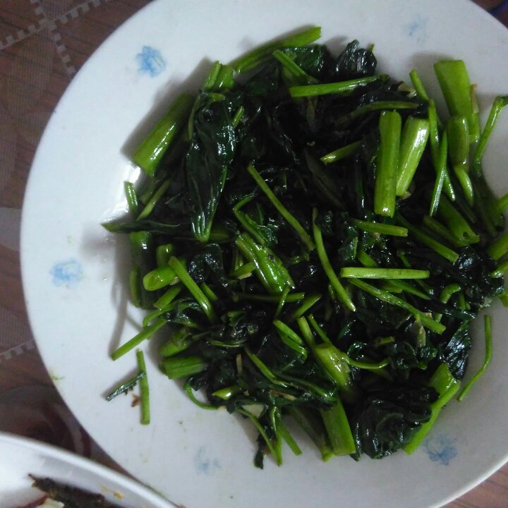清炒空心菜