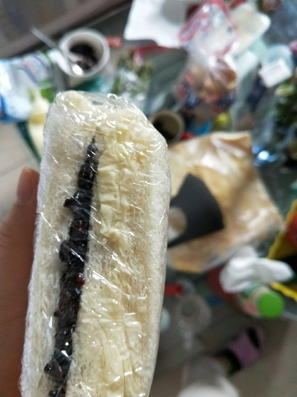 非常好吃的～紫米奶酪包（美味三明治）