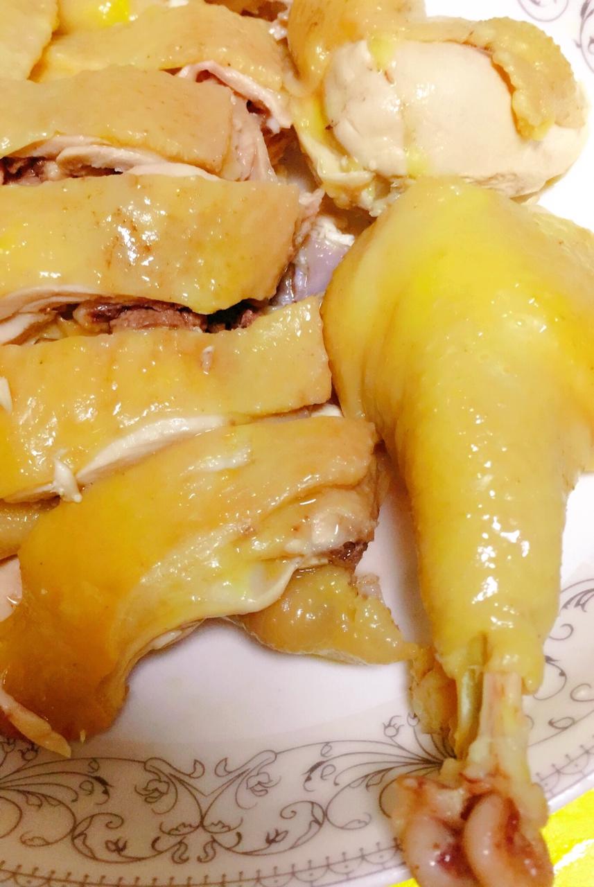 双子座小猪做的白切鸡