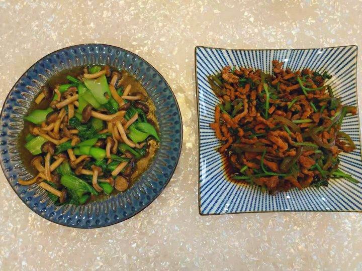 蟹味菇炒青菜