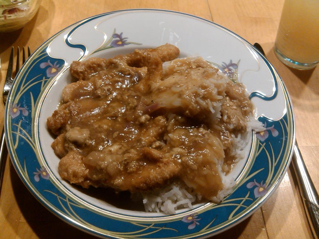 快手黑椒鸡排饭的做法