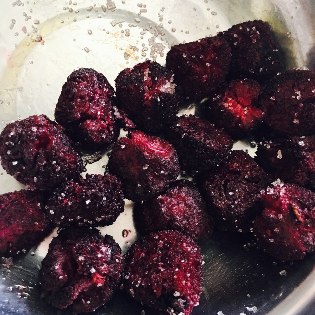 原汁原味的杨梅干