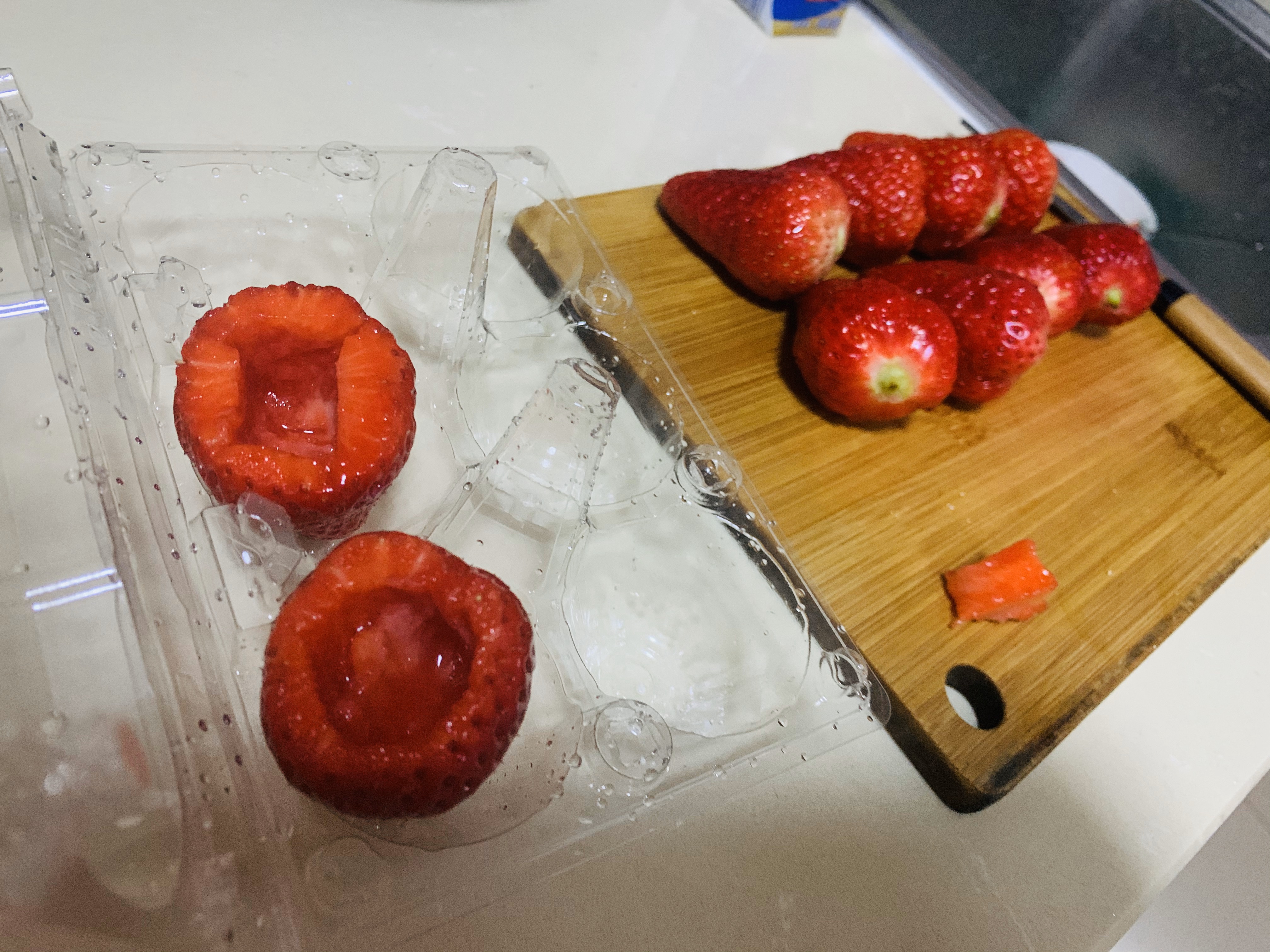 网红草莓奶冻的做法 步骤2