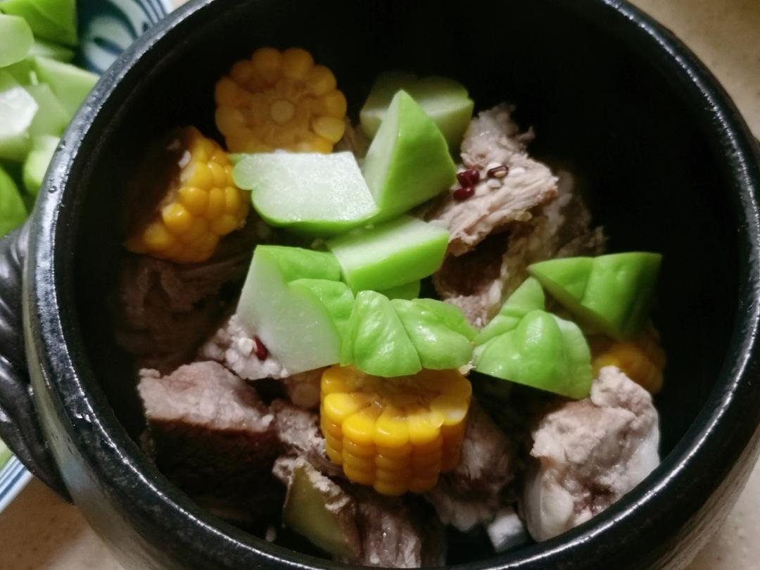 美极佛手瓜玉米排骨汤