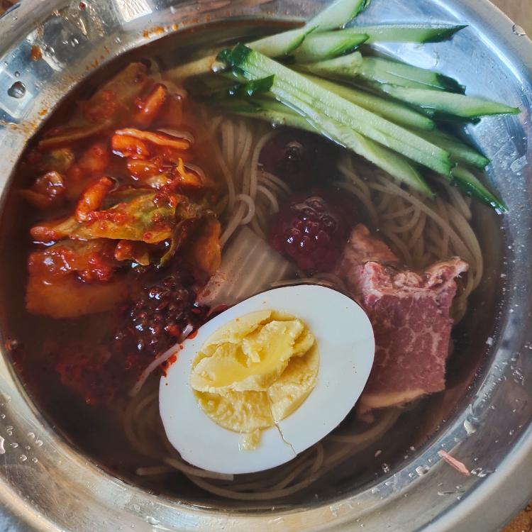 冷面里的辣白菜