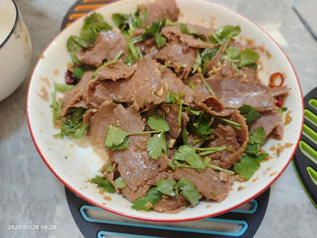 凉拌牛肉