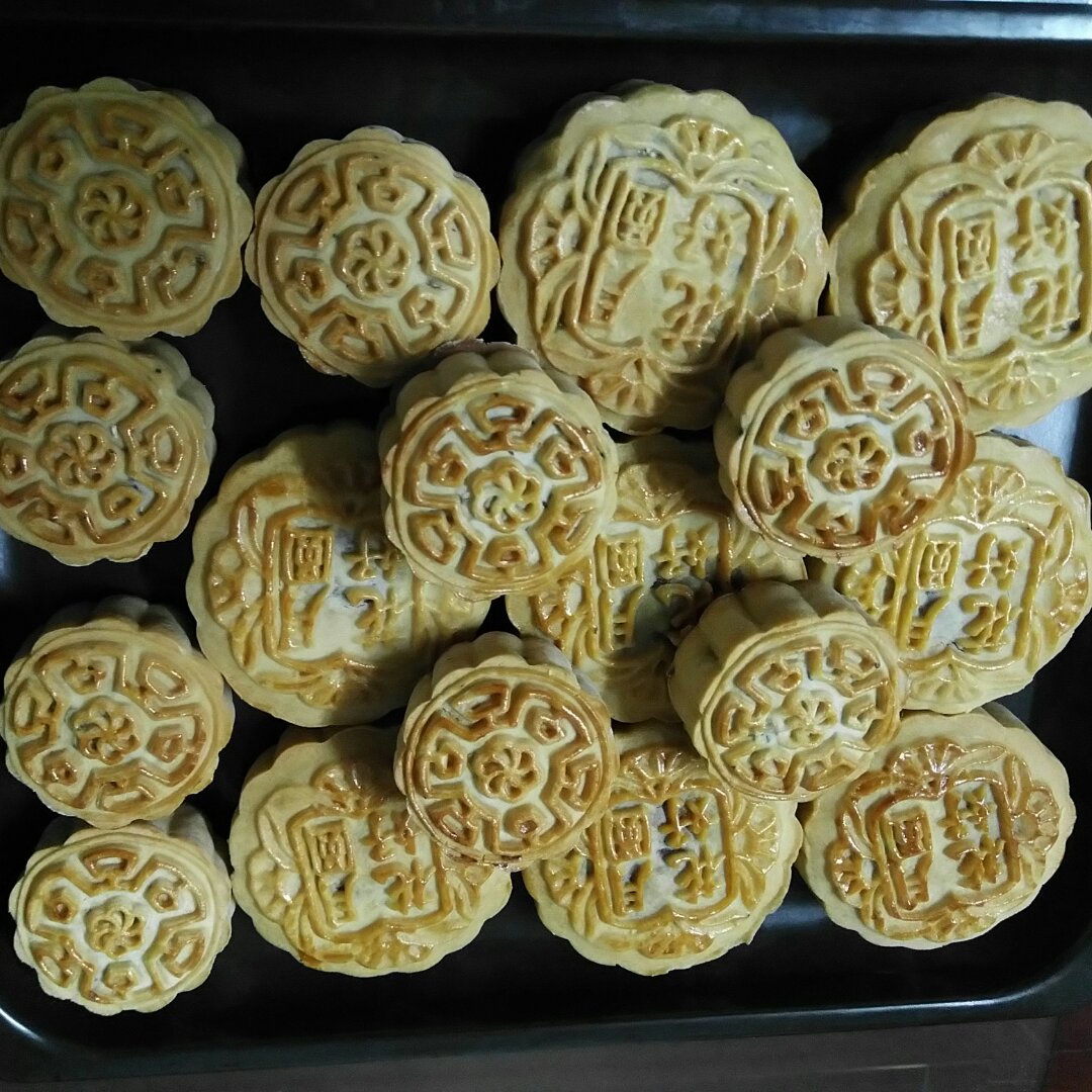 蛋黄豆沙广月