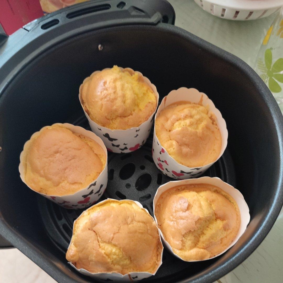 空气炸锅纸杯戚风蛋糕