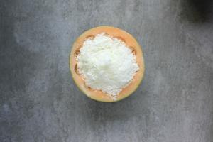 椰子刨冰蜜瓜碗的做法 步骤3