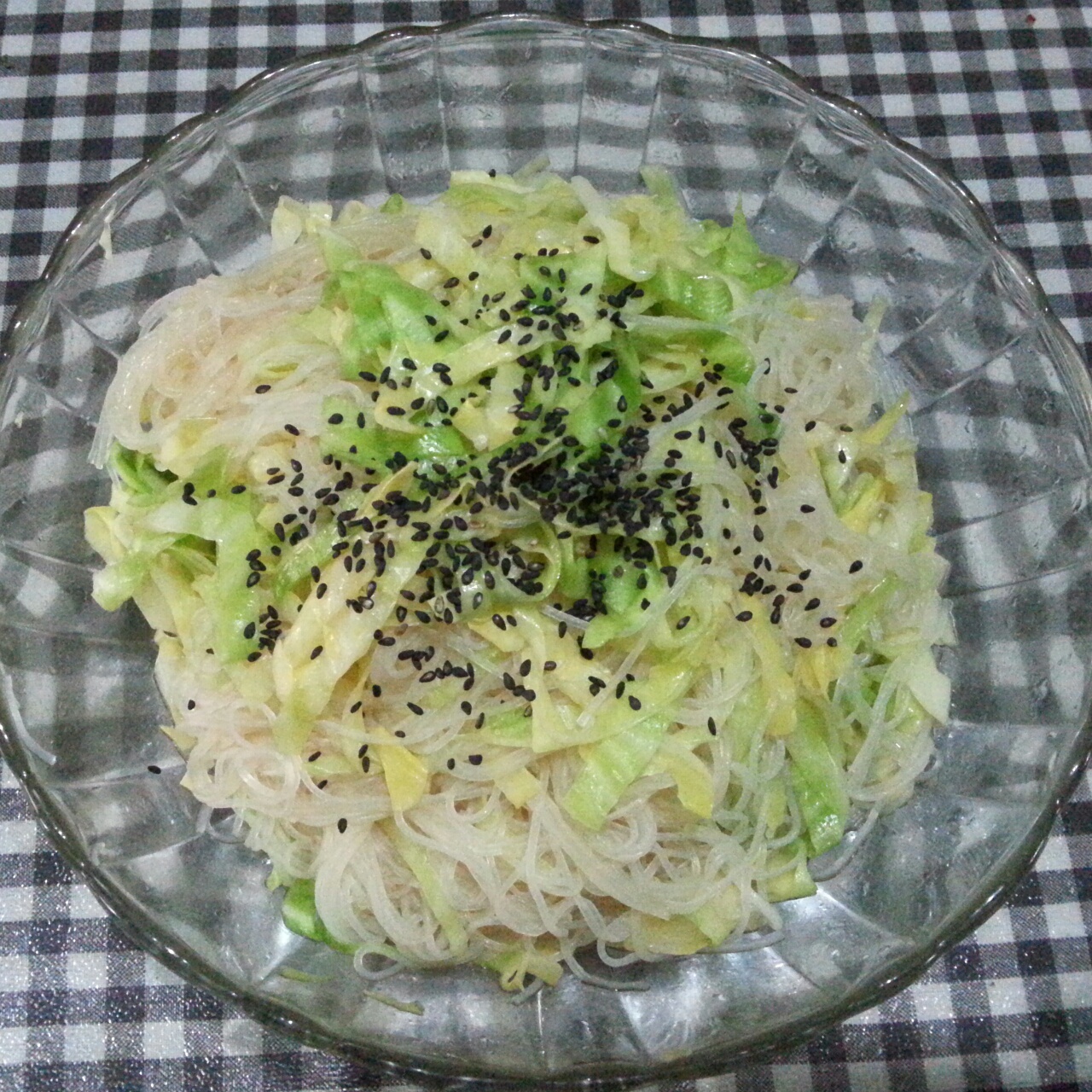 凉拌粉丝圆白菜