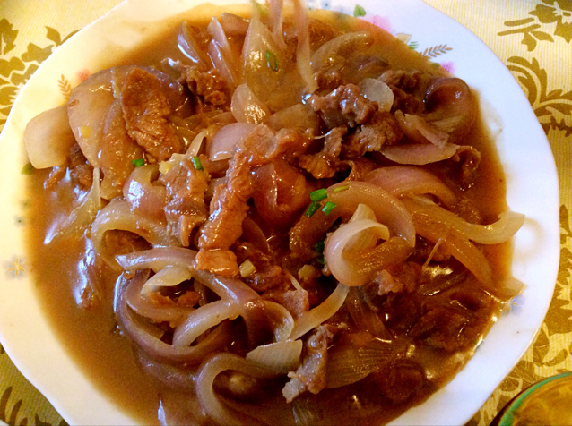 洋葱炒牛肉
