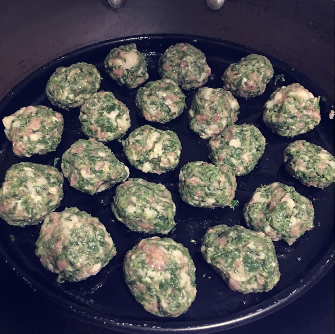 艾草猪肉丸